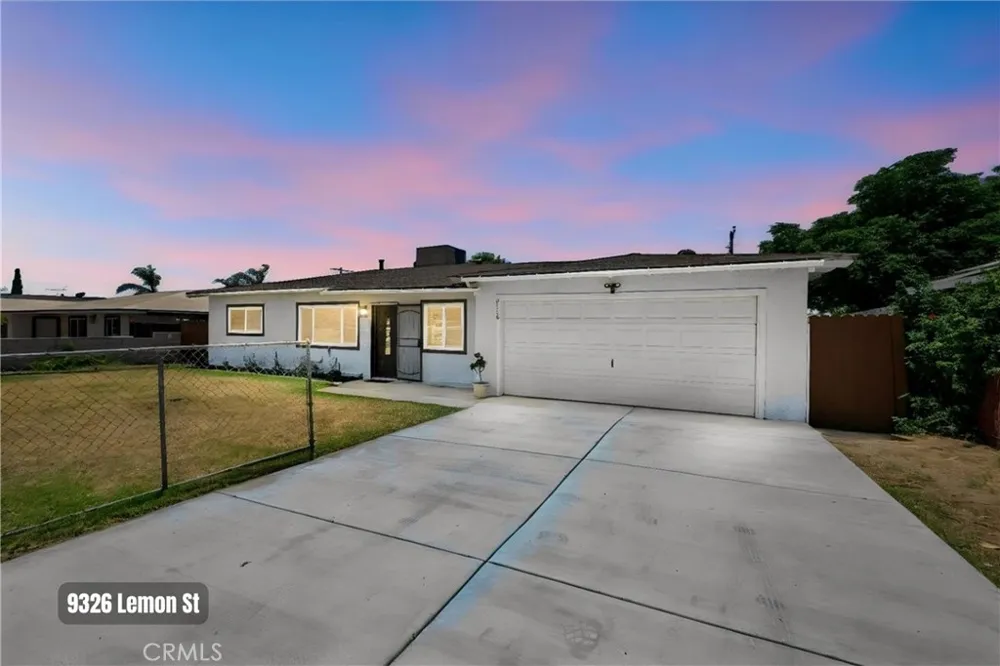 9326 Lemon Street Fontana, CA 92335