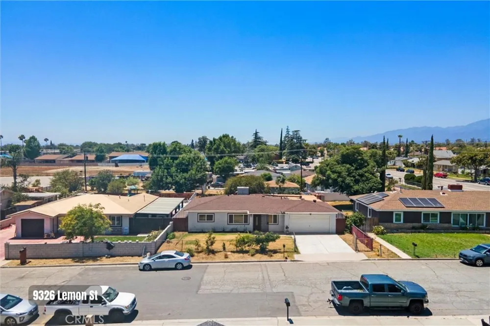 9326 Lemon Street Fontana, CA 92335
