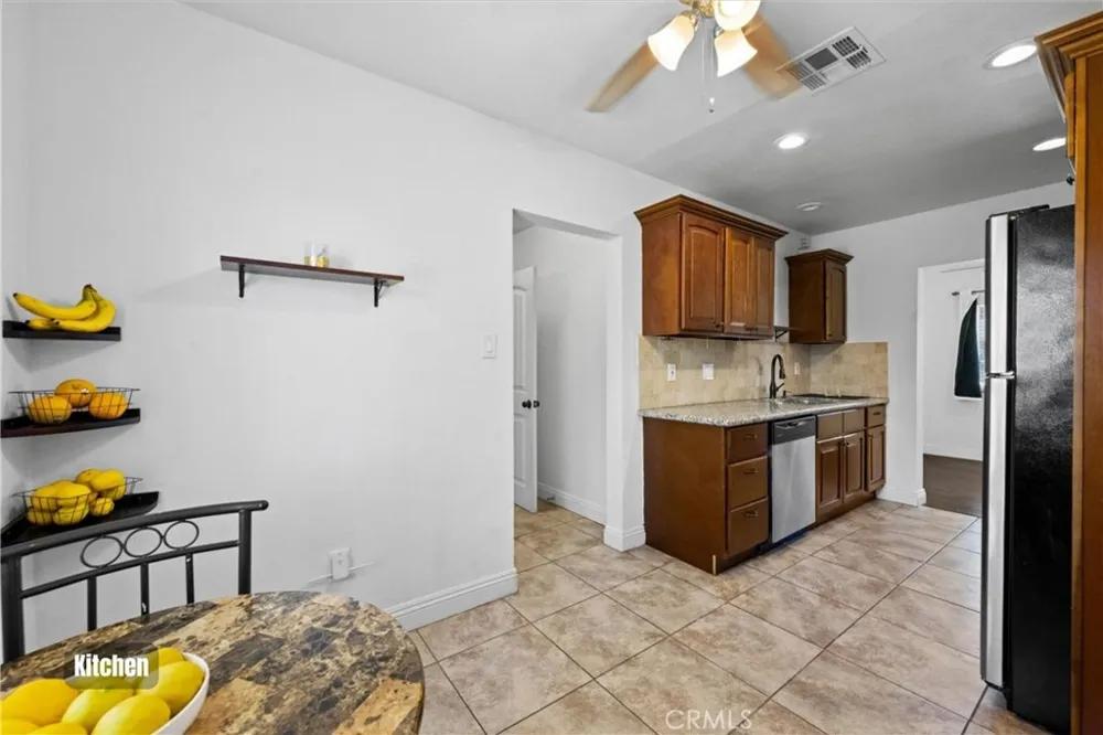 9326 Lemon Street Fontana, CA 92335