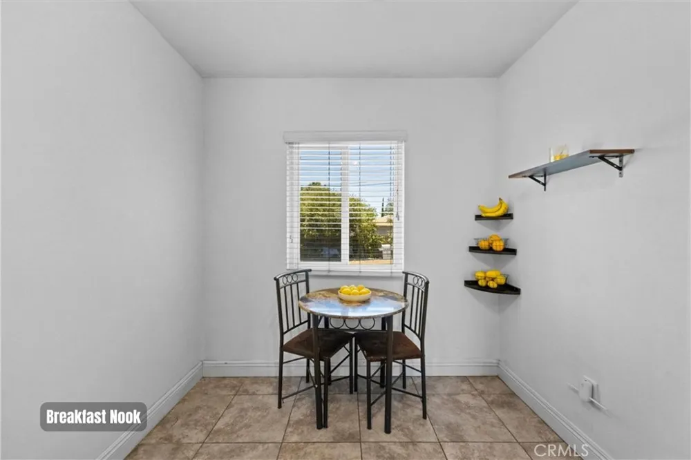 9326 Lemon Street Fontana, CA 92335