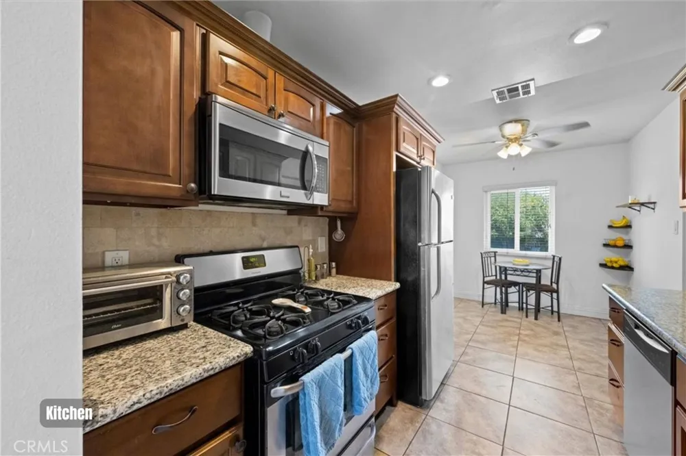 9326 Lemon Street Fontana, CA 92335