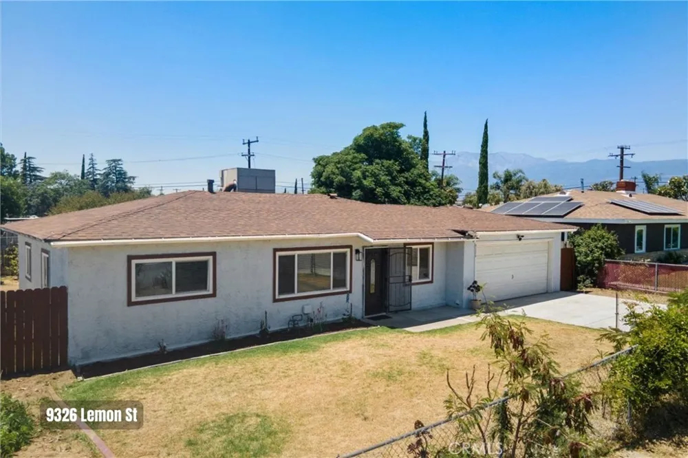 9326 Lemon Street Fontana, CA 92335