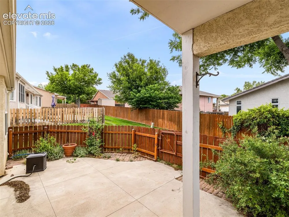 10 Brave Eagle Court Pueblo, CO 81001