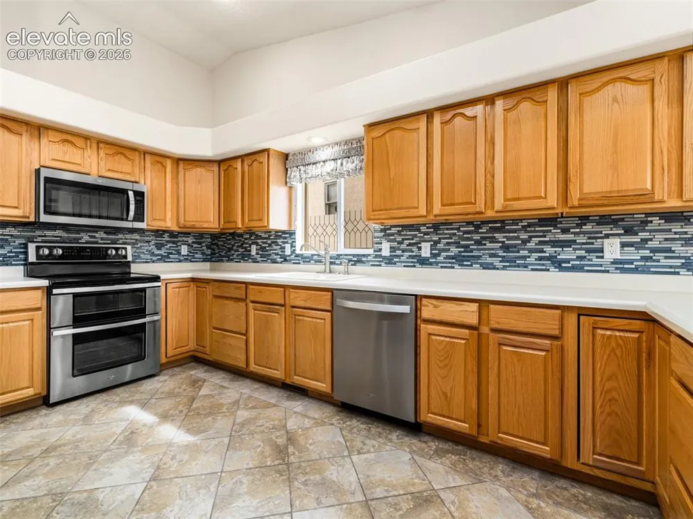 10 Brave Eagle Court Pueblo, CO 81001