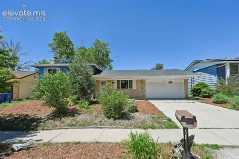1308 De Reamer Circle