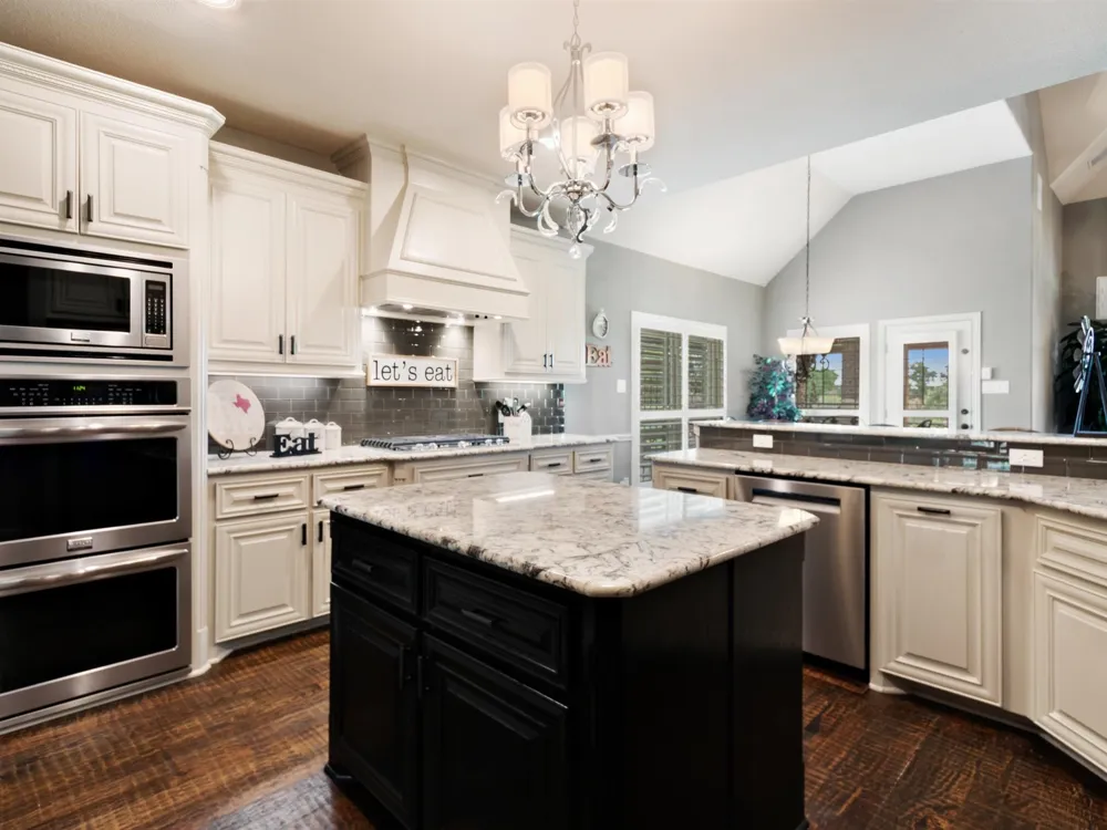178 Las Colinas Trail Cross Roads, TX 76227