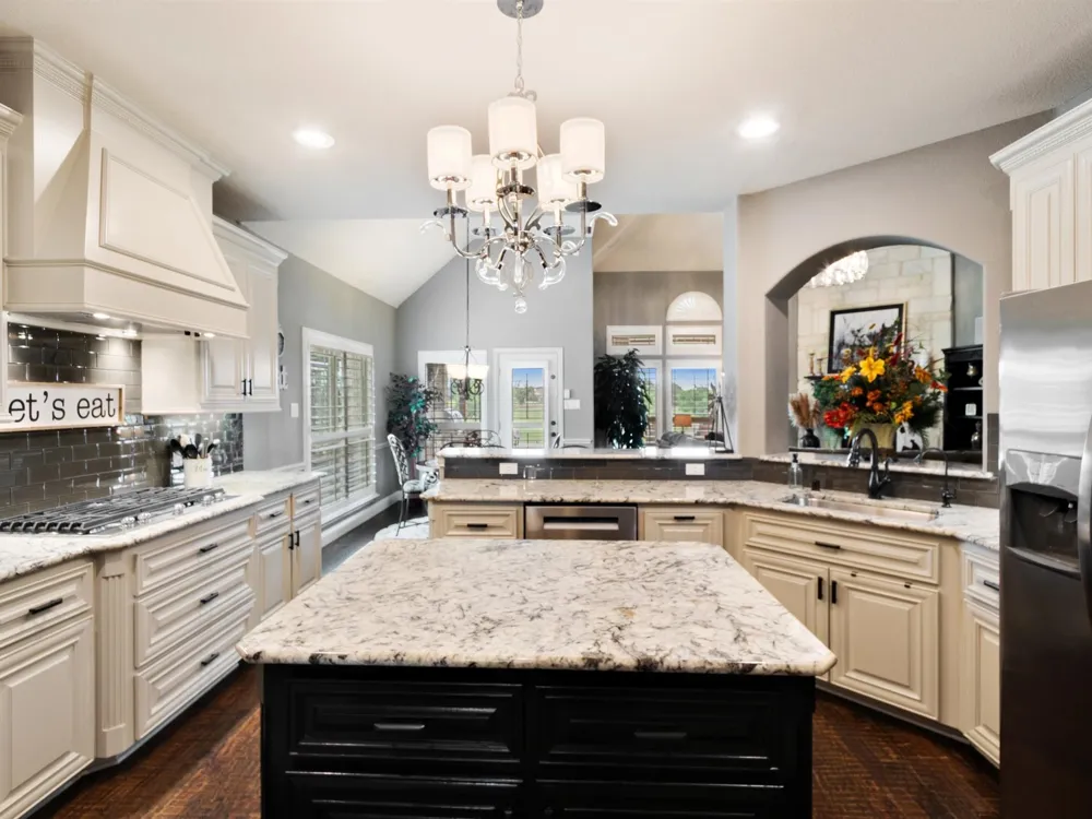 178 Las Colinas Trail Cross Roads, TX 76227