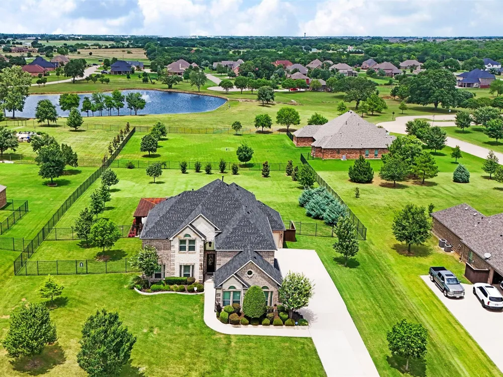 178 Las Colinas Trail Cross Roads, TX 76227