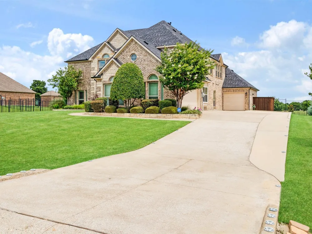 178 Las Colinas Trail Cross Roads, TX 76227