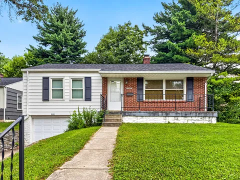 6480 Ridgefield Drive