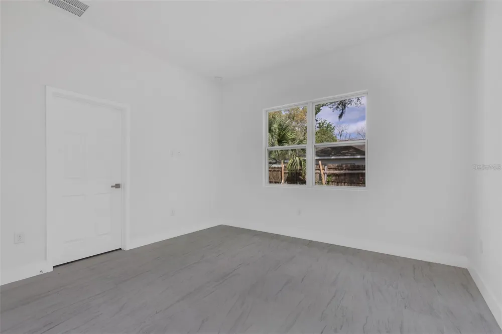 1221 SW 5TH STREET ocala, FL 34471