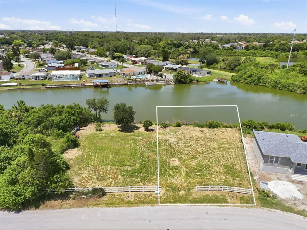 1504 JACKSON DRIVE Holiday, FL 34691
