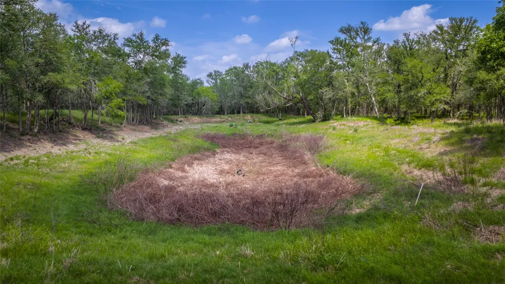 4082 Old Colony Line Road Lockhart, TX 78644