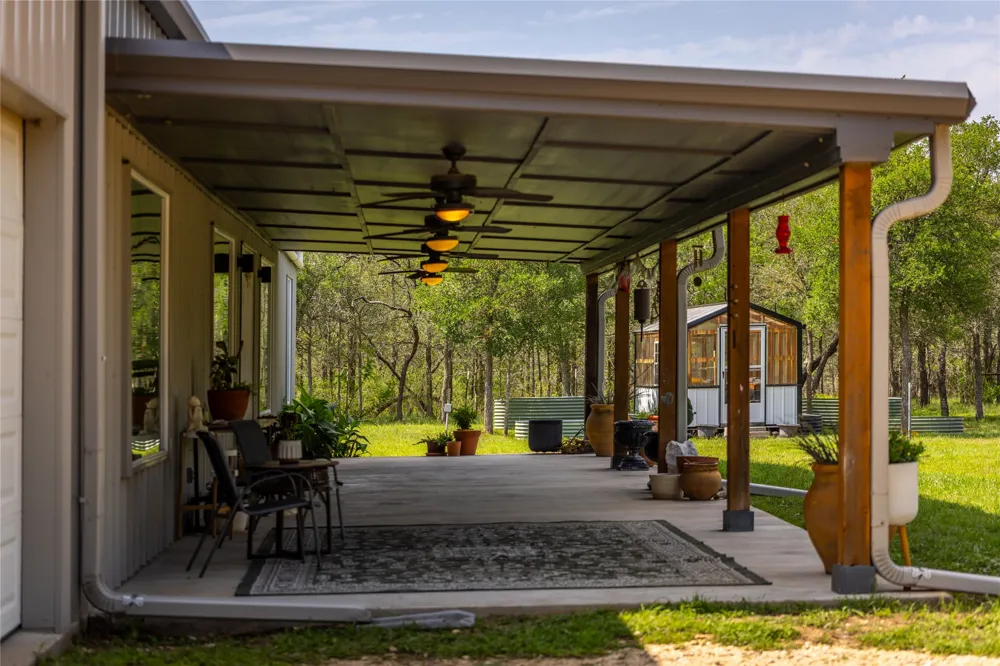 4082 Old Colony Line Road Lockhart, TX 78644