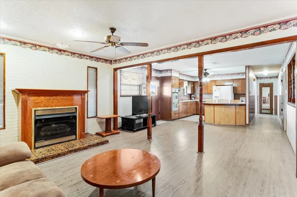 3472 Desvoignes Road Denison, TX 75021