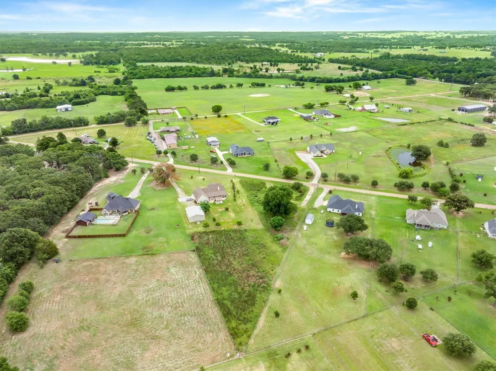 1 Vz County Road 2511 Canton, TX 75103