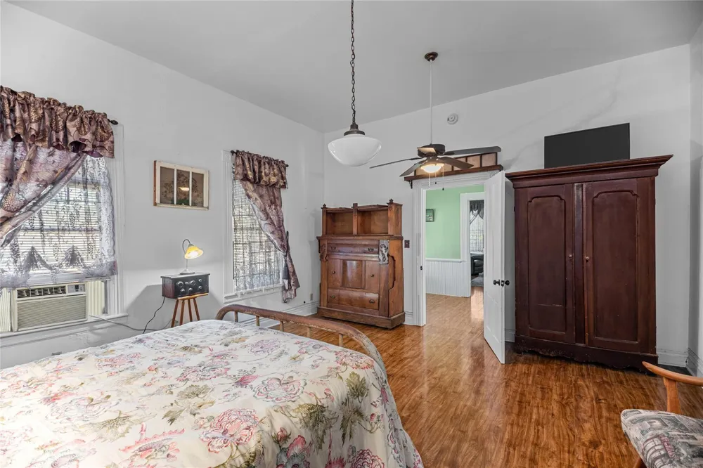 207 W Elder Street Colmesneil, TX 75938