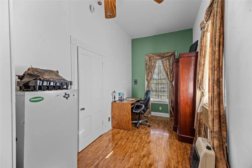 207 W Elder Street Colmesneil, TX 75938