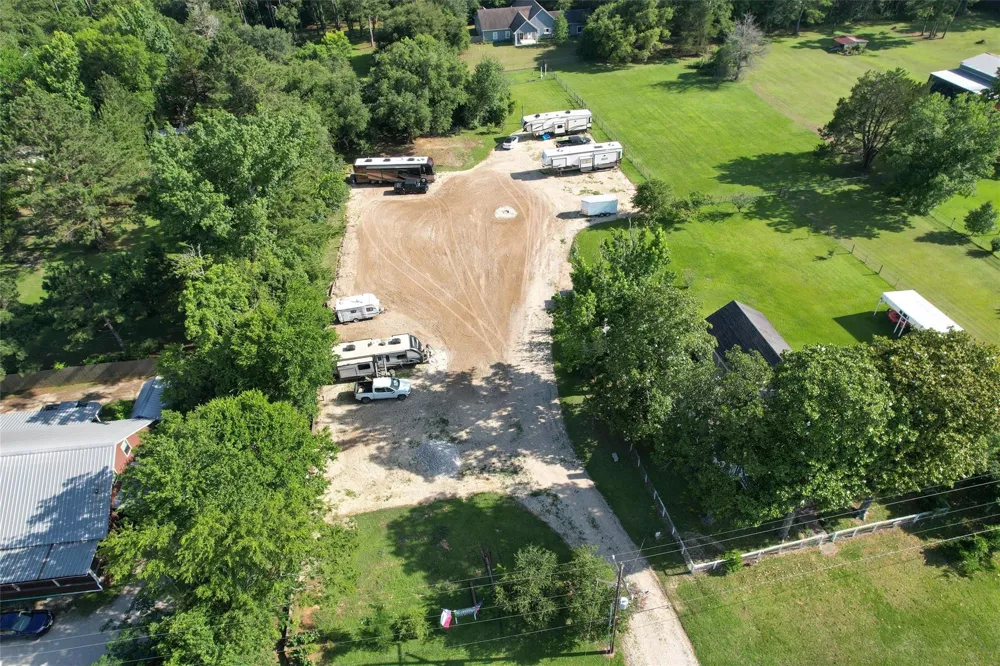 207 W Elder Street Colmesneil, TX 75938
