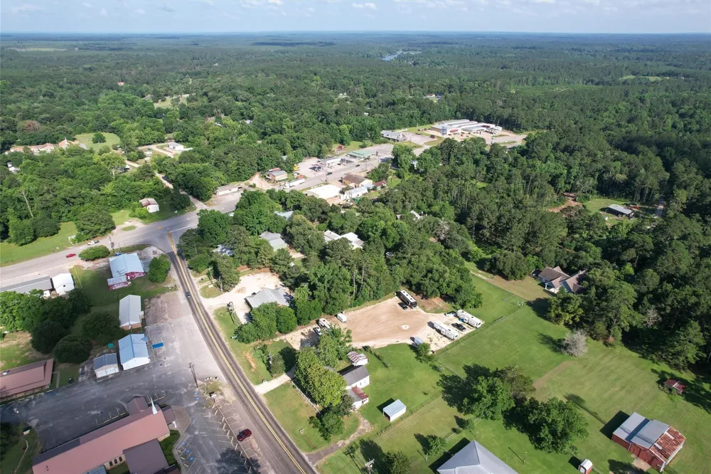 207 W Elder Street Colmesneil, TX 75938