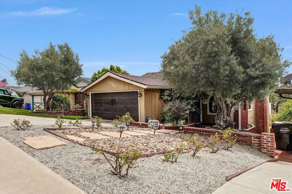 1021 Camino Real Redondo Beach, CA 90277