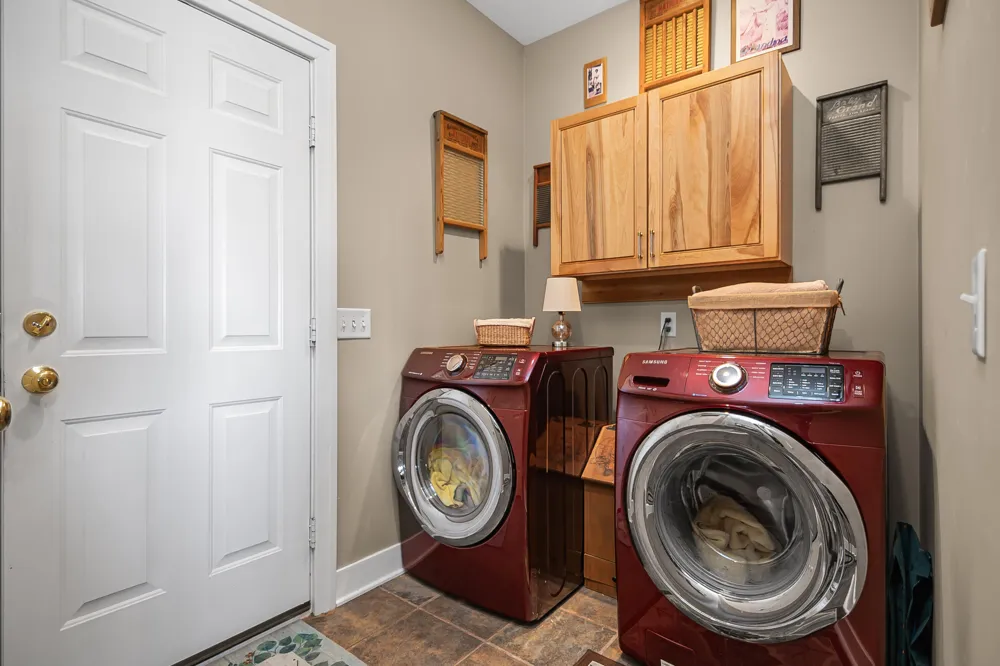 8562 W Woodridge Drive Mears, MI 49436