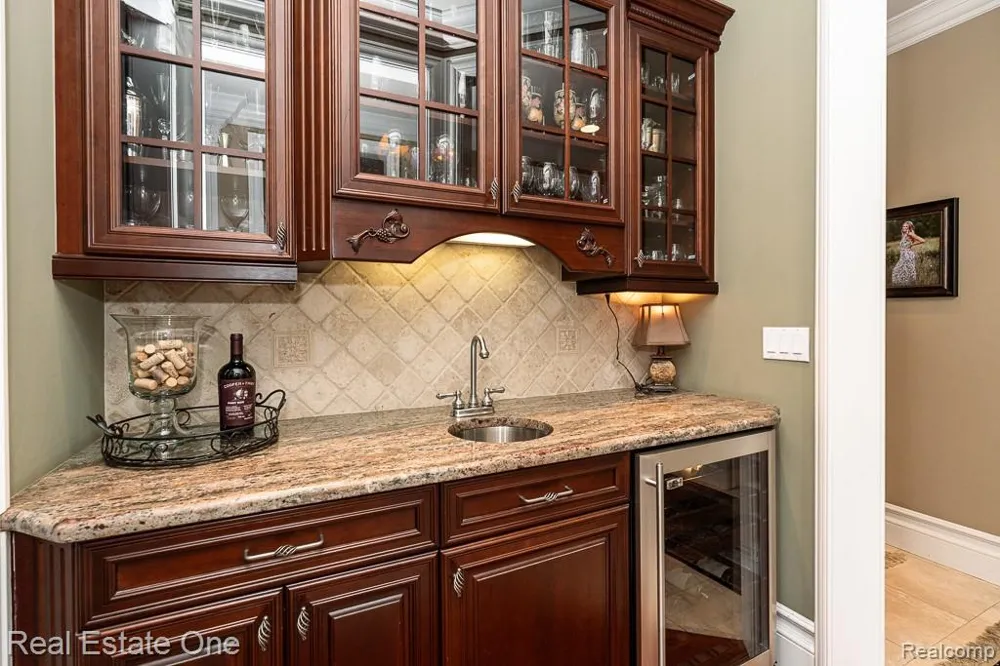 2737 Pebble Beach Drive Oakland Charter Township, MI 48363