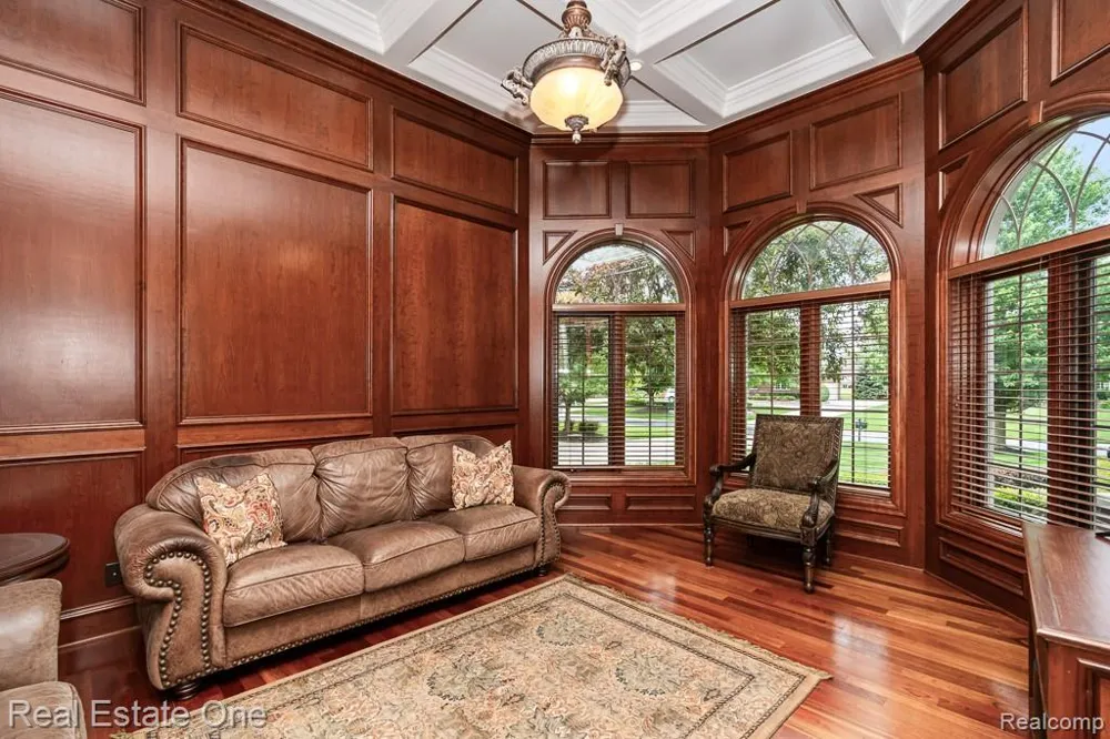 2737 Pebble Beach Drive Oakland Charter Township, MI 48363