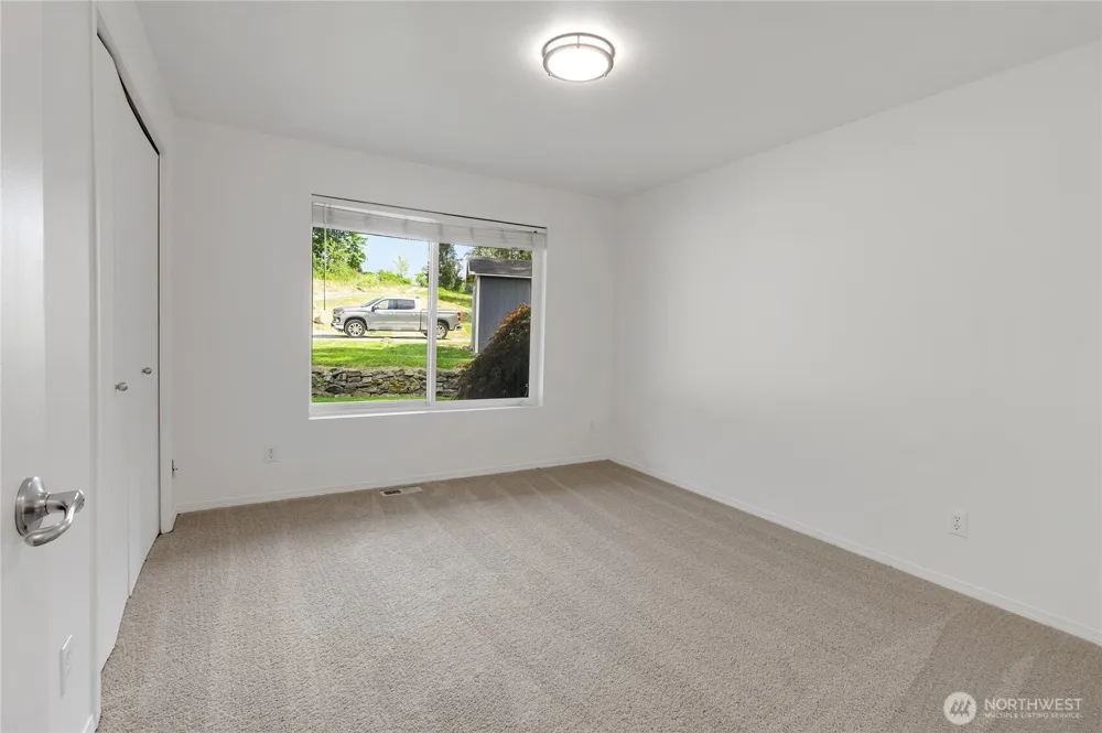 12311 Holtz Road E Eatonville, WA 98328