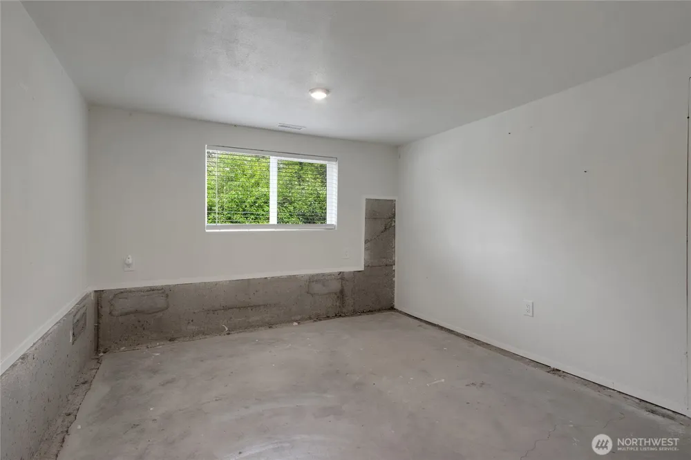 12311 Holtz Road E Eatonville, WA 98328