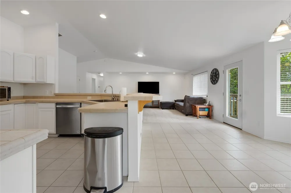 12311 Holtz Road E Eatonville, WA 98328