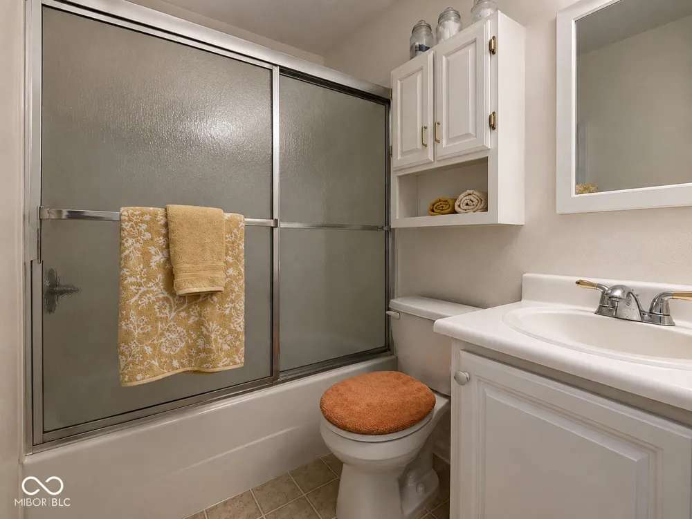9525 S Pointe Lasalles Drive S Bloomington, IN 47401