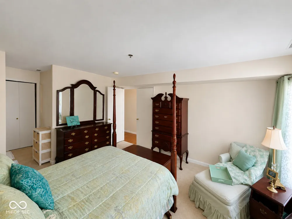 9525 S Pointe Lasalles Drive S Bloomington, IN 47401