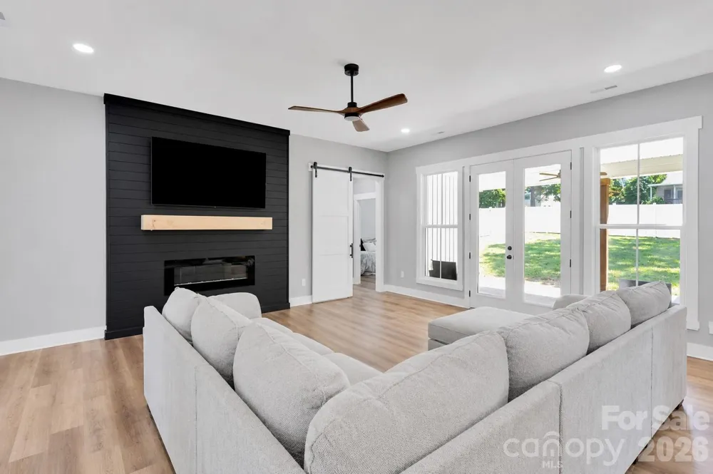 2754 Emperor Street Claremont, NC 28610