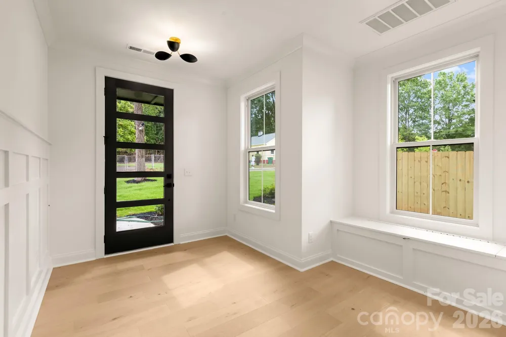 3031 Mathis Drive Charlotte, NC 28208