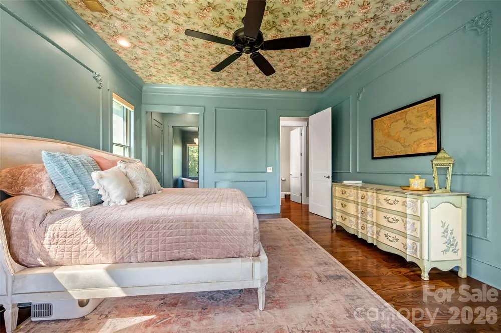 398 Mapleton Lane Columbus, NC 28722