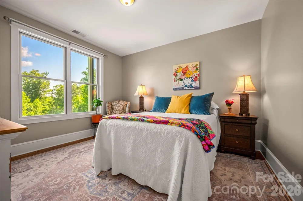 398 Mapleton Lane Columbus, NC 28722