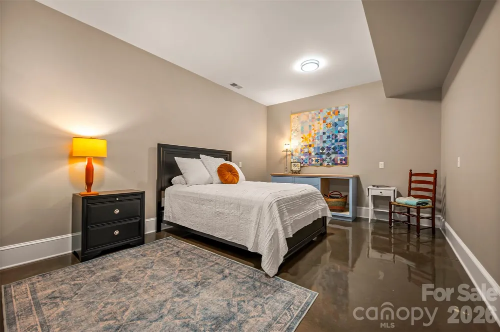 398 Mapleton Lane Columbus, NC 28722