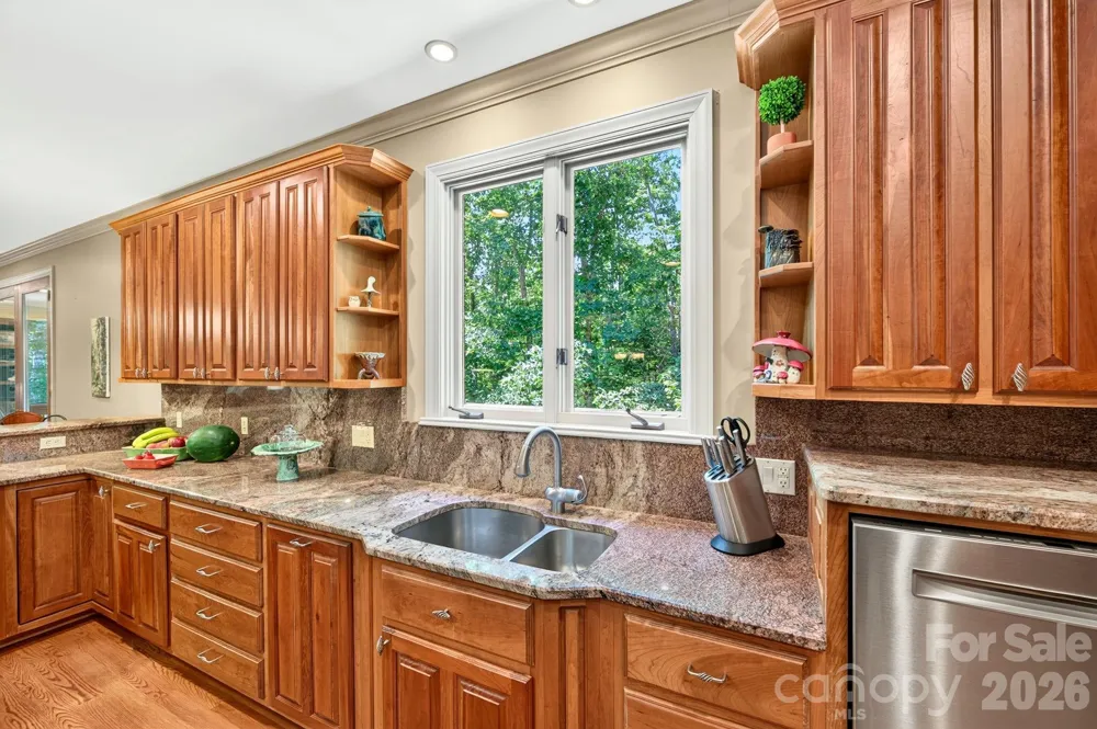 25 Whitaker View Road Fairview, NC 28730