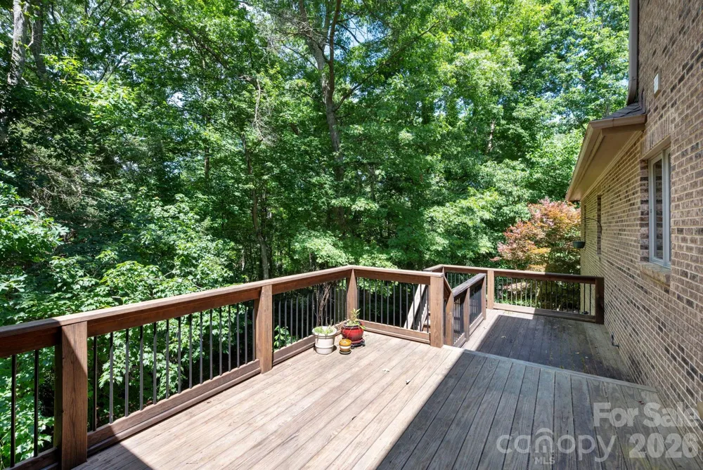 25 Whitaker View Road Fairview, NC 28730