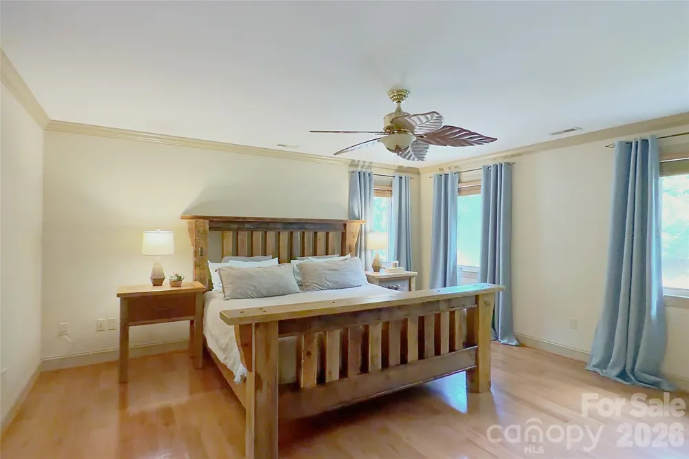 25 Whitaker View Road Fairview, NC 28730