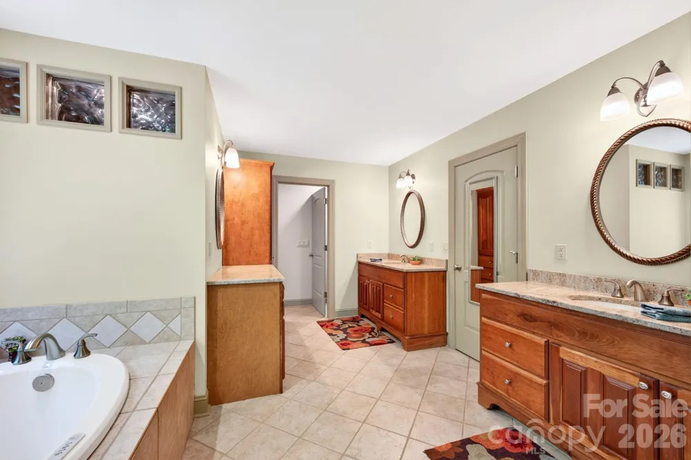 25 Whitaker View Road Fairview, NC 28730