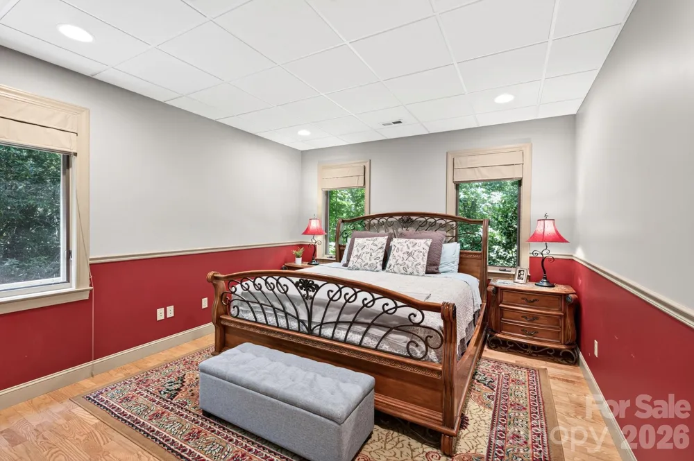 25 Whitaker View Road Fairview, NC 28730