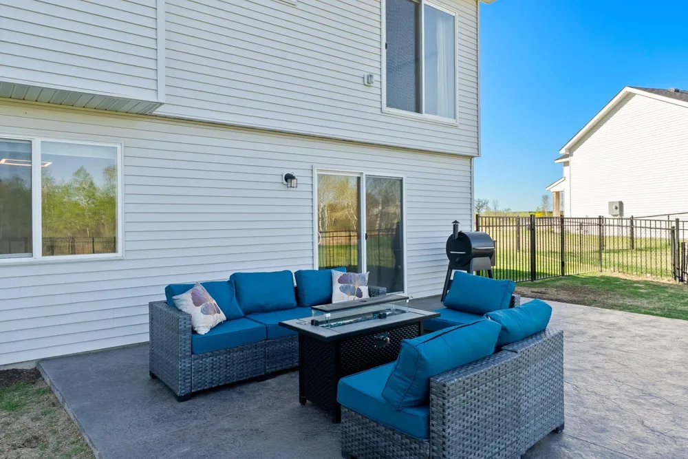 1120 7th Avenue NE Isanti, MN 55040