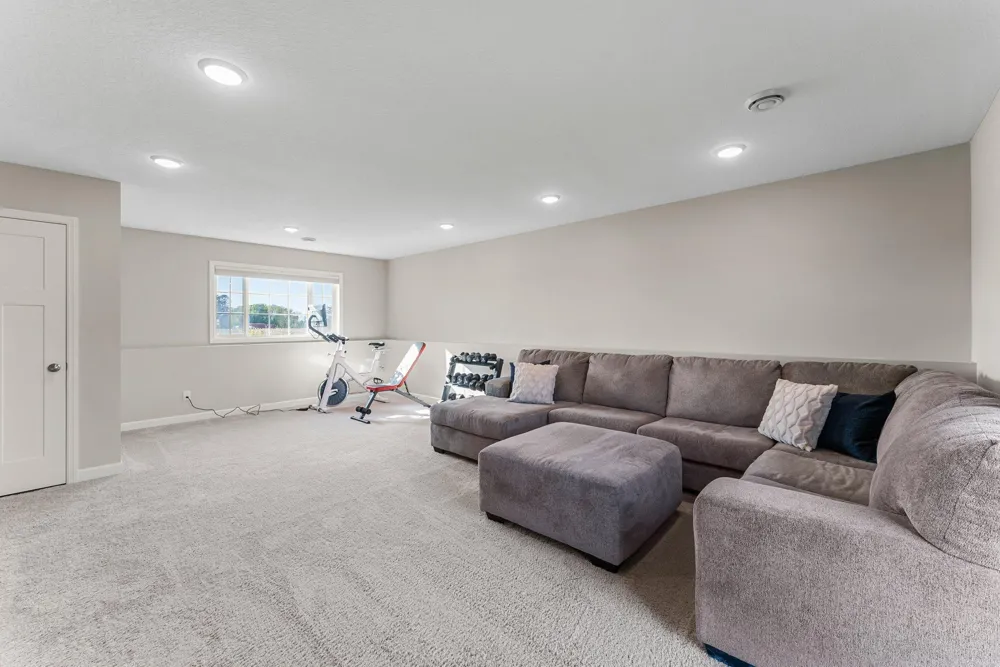 1120 7th Avenue NE Isanti, MN 55040
