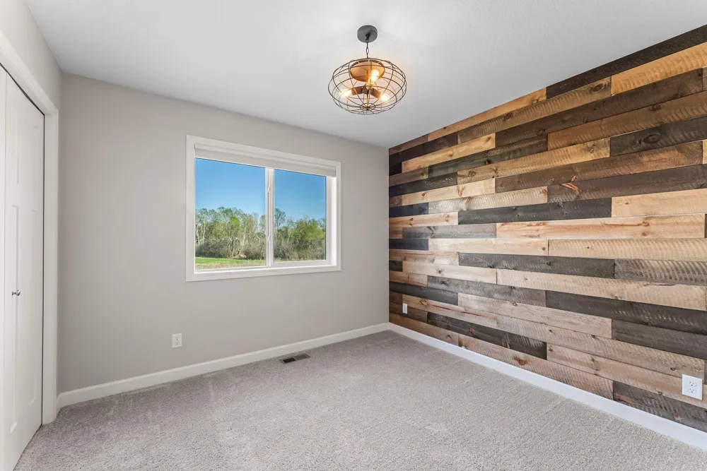 1120 7th Avenue NE Isanti, MN 55040