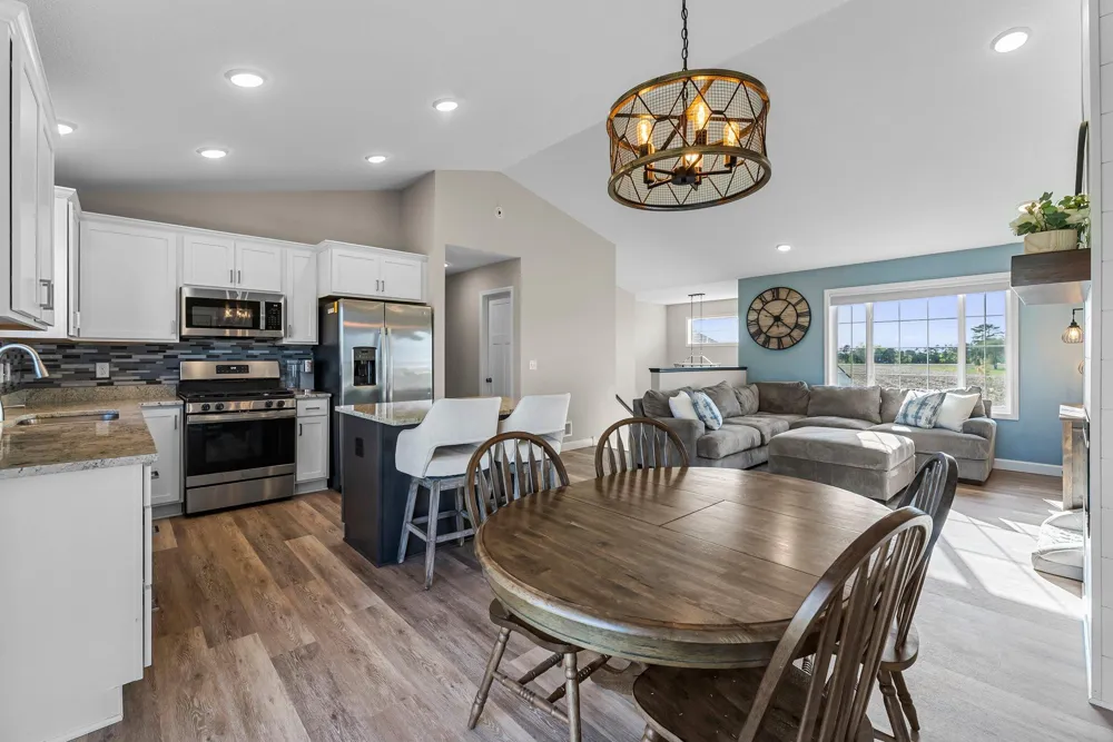 1120 7th Avenue NE Isanti, MN 55040