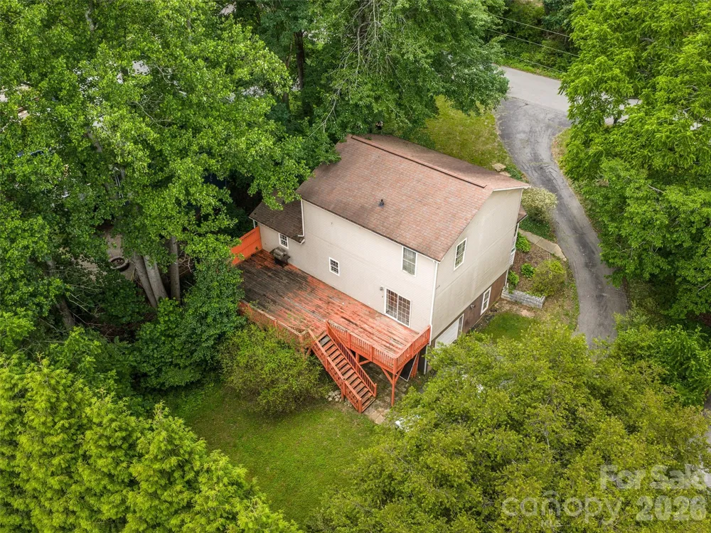 17 Captains Drive Candler, NC 28715