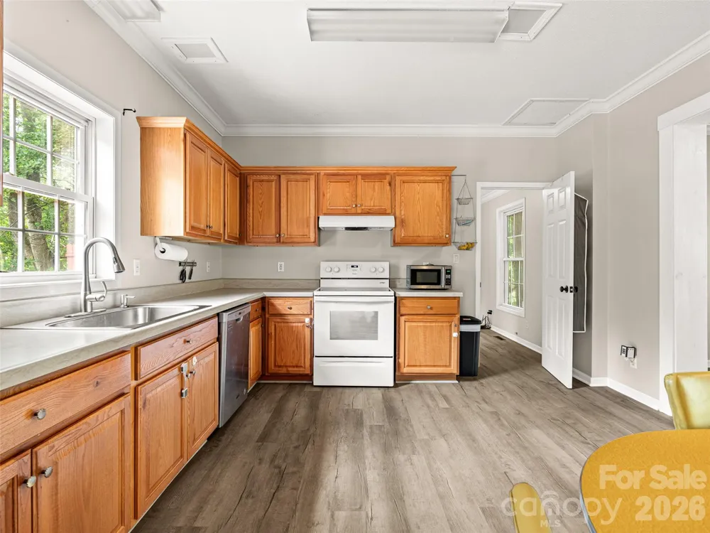 17 Captains Drive Candler, NC 28715