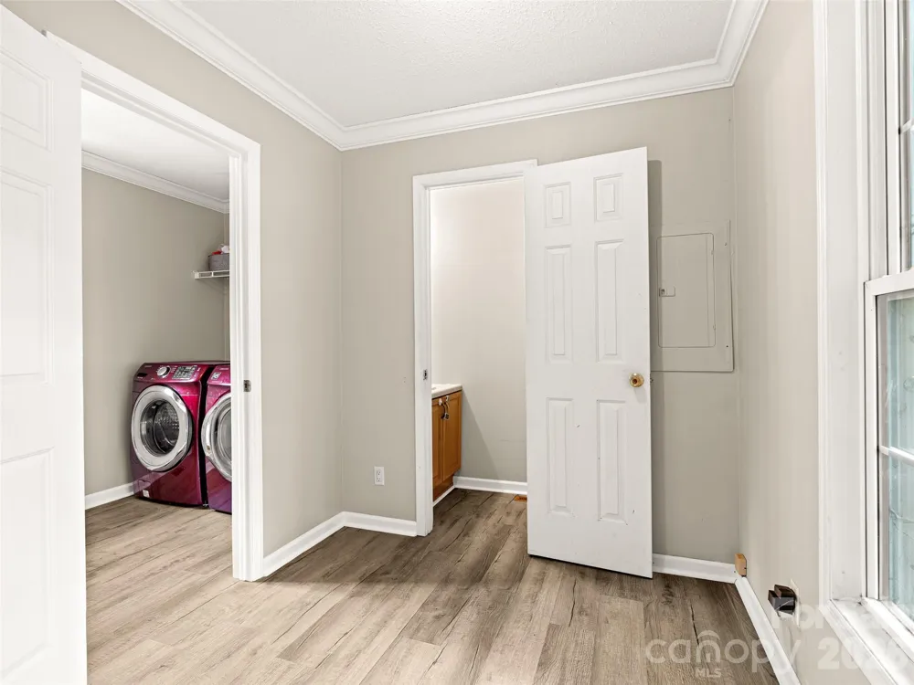 17 Captains Drive Candler, NC 28715